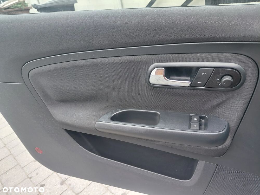 Seat Ibiza SC 1.4 16V Sport - 13