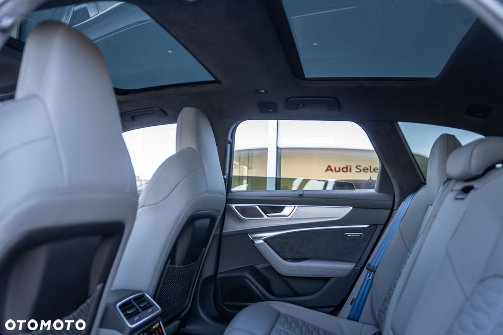 Audi RS6 Avant - 13