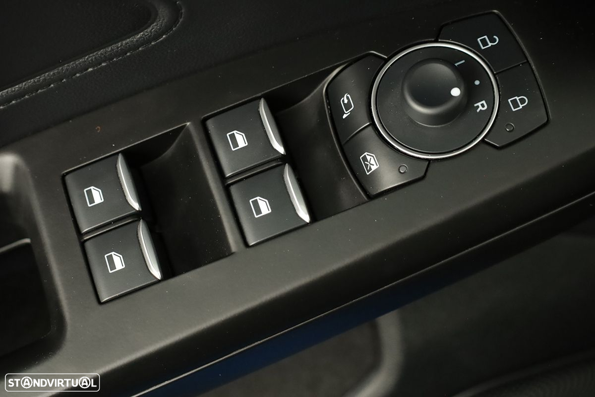 Ford Focus - 19