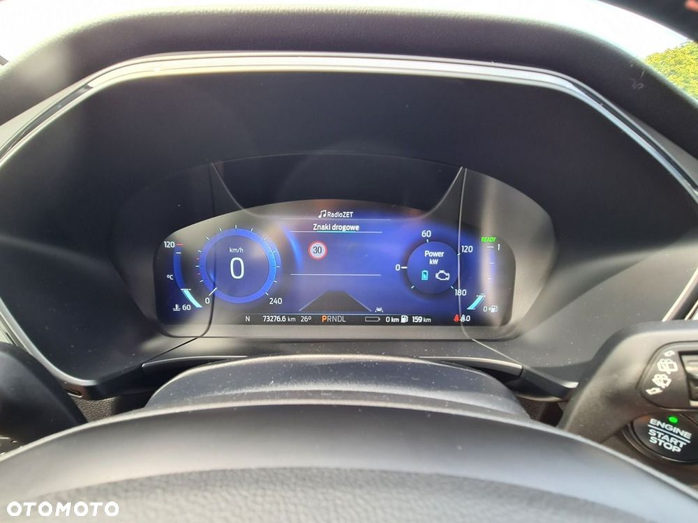Ford Kuga 2.5 Duratec PHEV ST-LINE - 28
