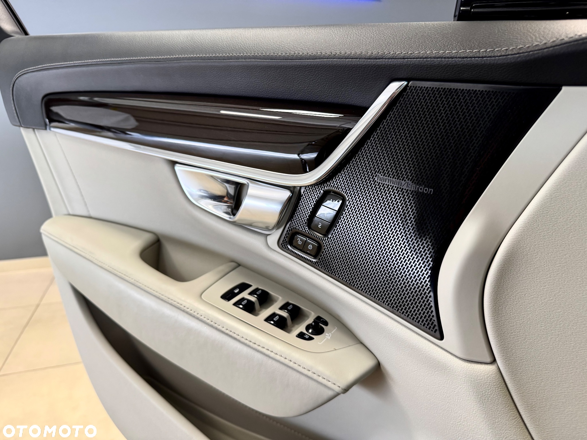 Volvo S90 D5 SCR AWD Inscription - 9