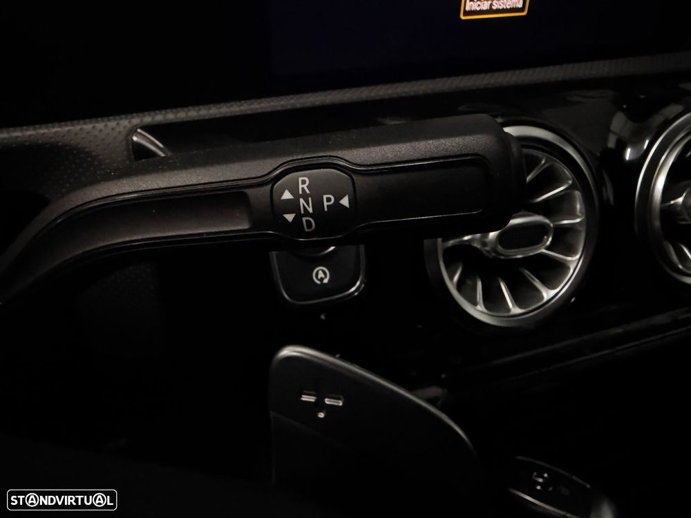 Mercedes-Benz A 180 d AMG Line Aut. - 25