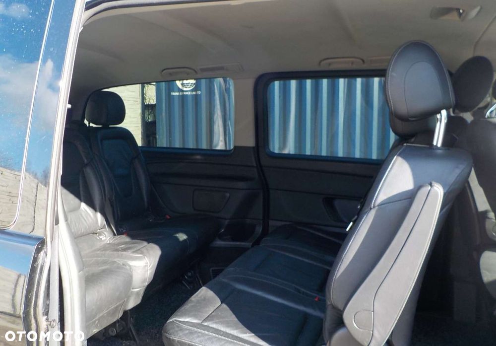 Mercedes-Benz Klasa V - 20