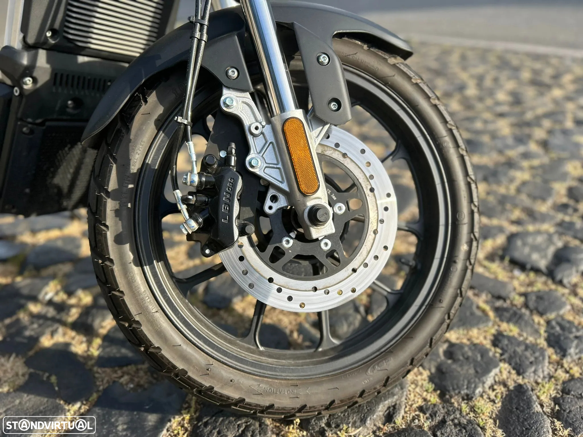 Horwin CR6 55AH CAFE RACER - 6