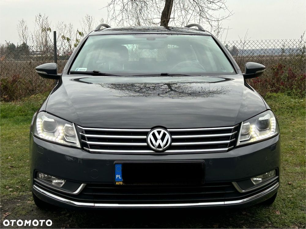 Volkswagen Passat 1.6 TDI DPF BlueMot Highline - 2