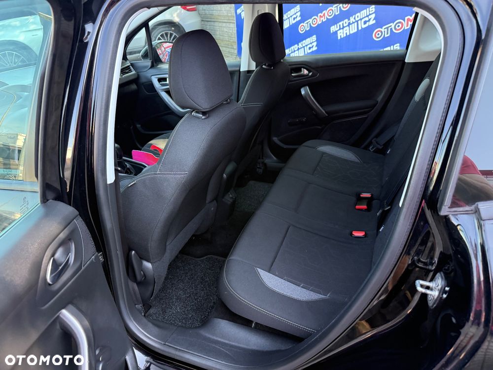 Peugeot 2008 BlueHDi 100 STOP & START Active - 14