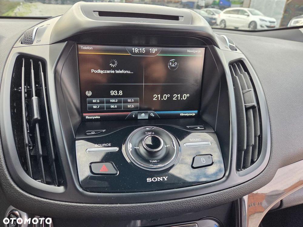 Ford Kuga 2.0 TDCi 2x4 Titanium - 20