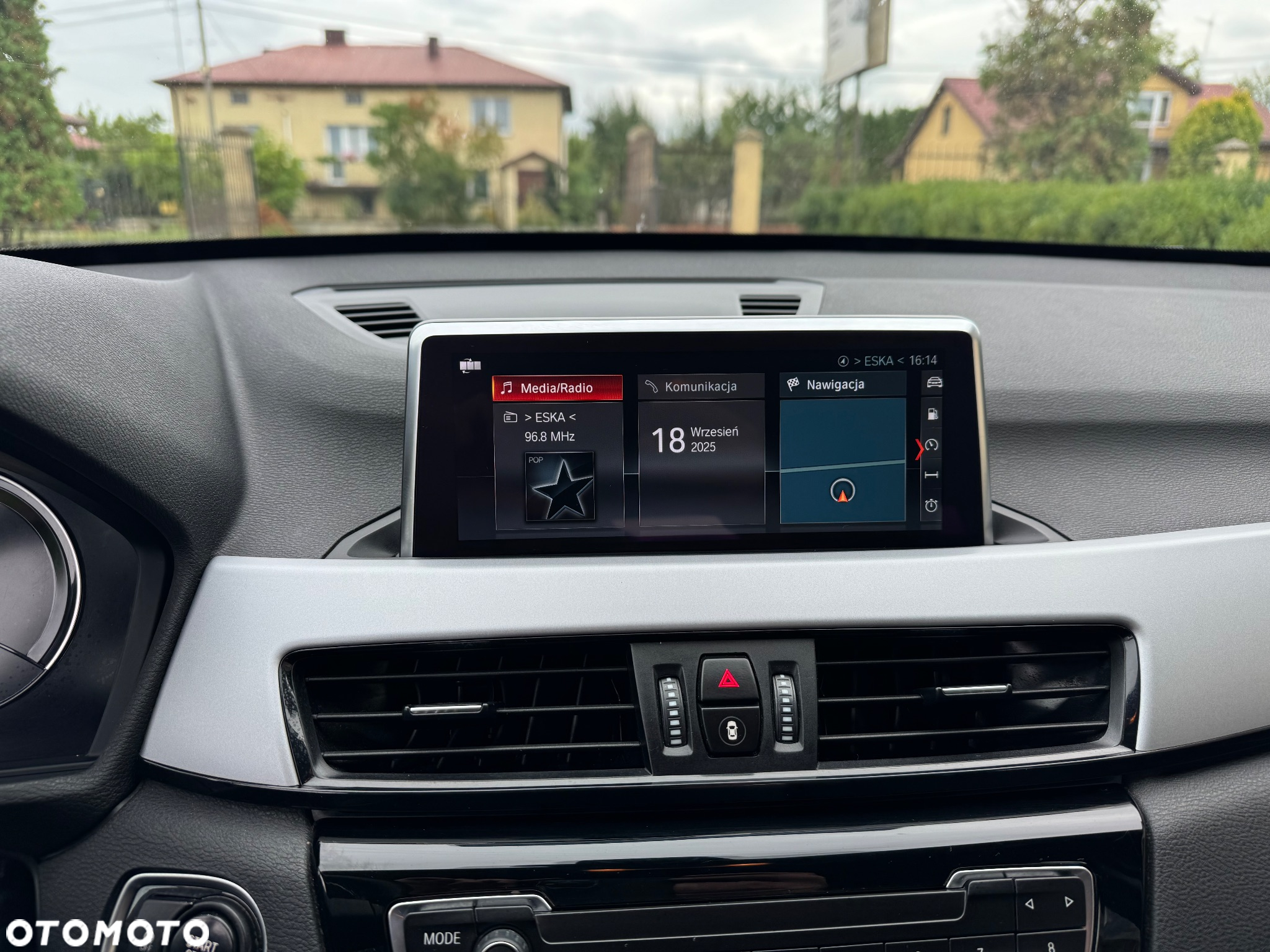 BMW X1 sDrive18i - 22