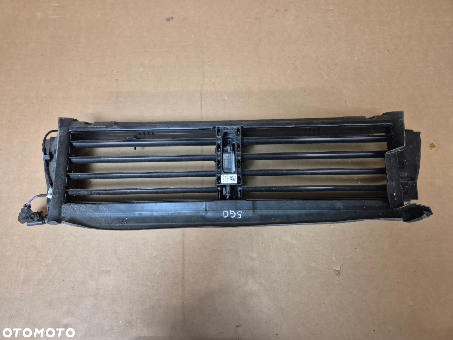 Żaluzja kierownica powietrza VW Golf VII 5G0122321E 5Q0122323 5G0122327 5G0122321H - 2