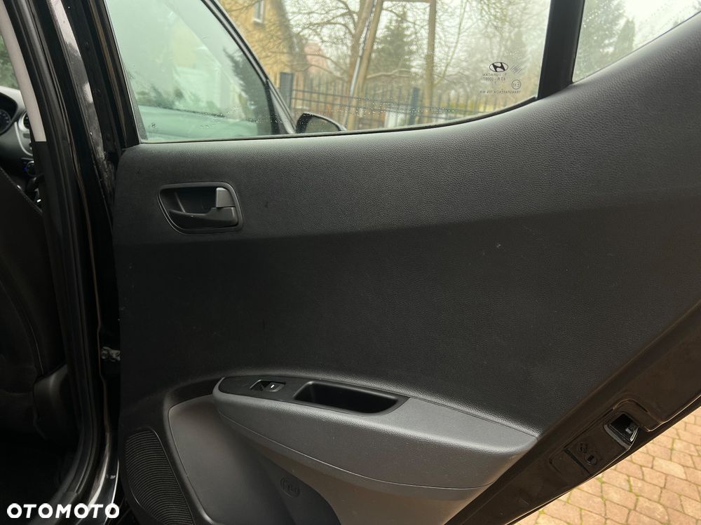 Hyundai i10 1.0 blue Classic - 23