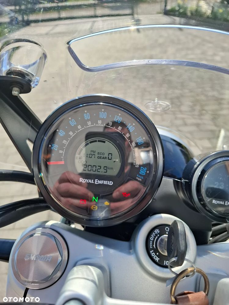 Royal Enfield Super Meteor - 4