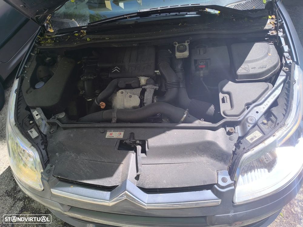 Citroën C4 1.6 HDi 110 VTS - 21