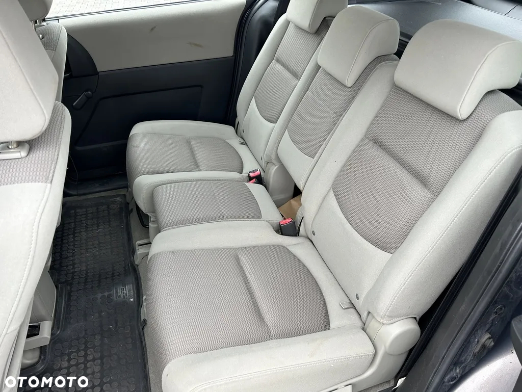 Mazda 5 - 23