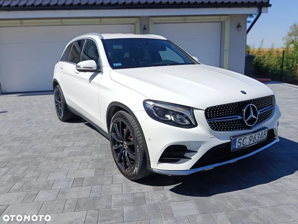 Mercedes-Benz GLC - 11