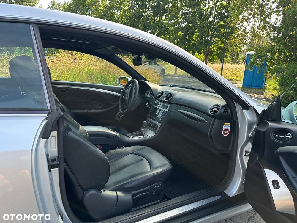 Mercedes-Benz CLK 320 CDI 7G-TRONIC Avantgarde DPF Sport Edition - 25