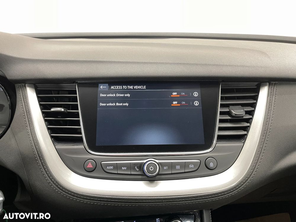 Opel Grandland X 1.2 Start/Stop Automatik Business Edition - 15