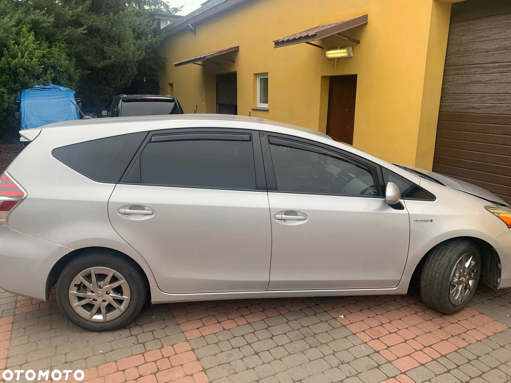 Toyota Prius+ (Hybrid) Life - 7