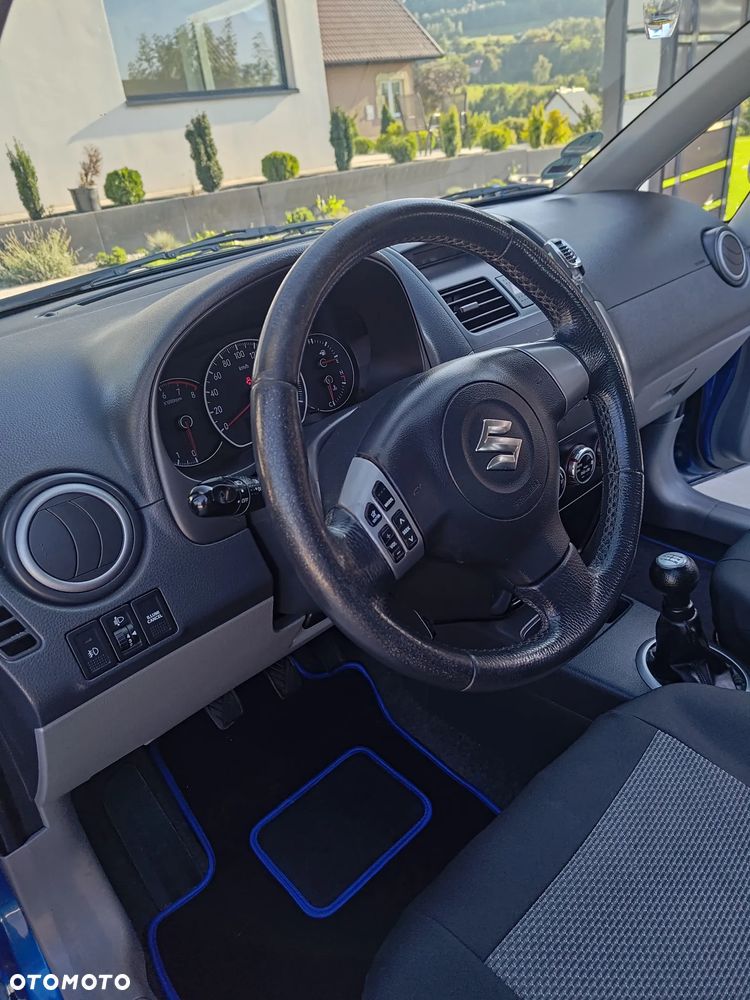 Suzuki SX4 - 17