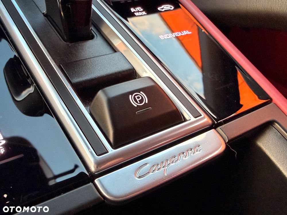 Porsche Cayenne E-Hybrid Platinum Edition - 26