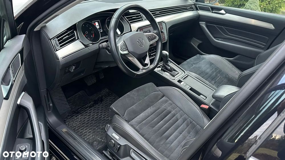 Volkswagen Passat 1.5 TSI EVO Elegance DSG - 8