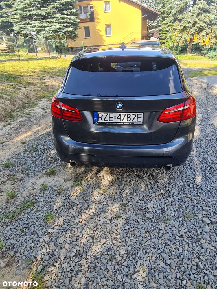 BMW Seria 2 220i - 6