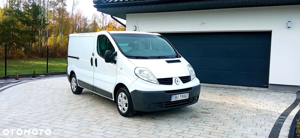 Renault Trafic - 1