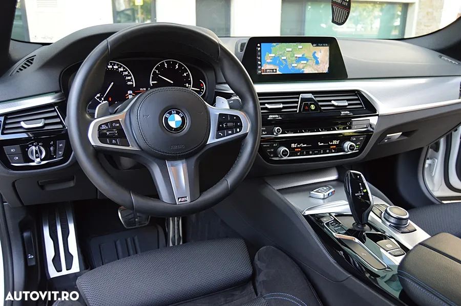 BMW 5 Series 2019 — imagine 6
