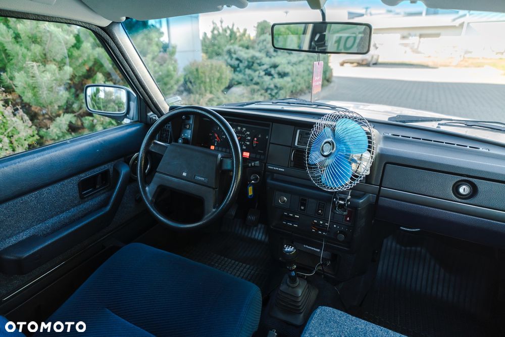 Volvo Seria 200 - 5