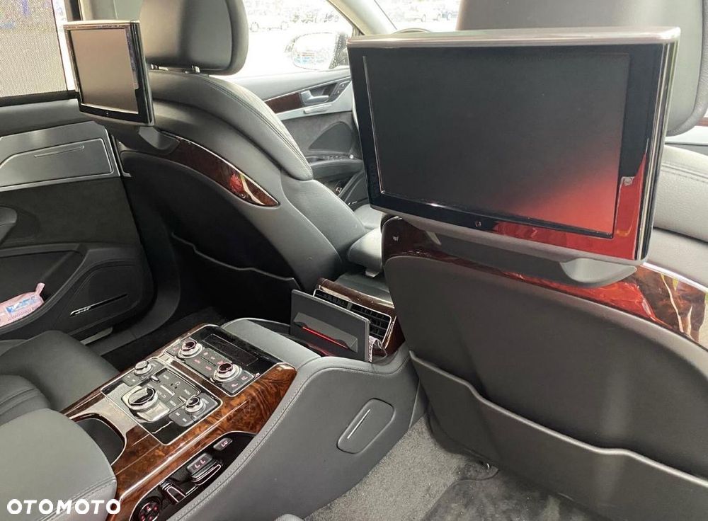 Audi A8 6.3 W12 FSI L Quattro - 5