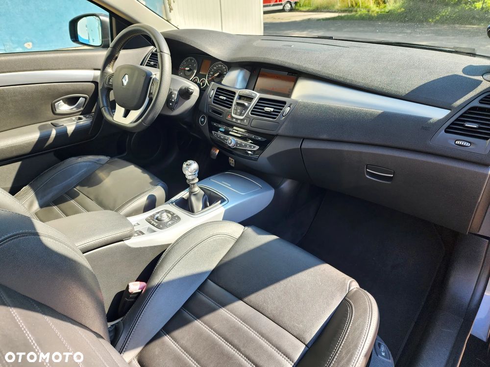 Renault Laguna TCe205 GT - 25