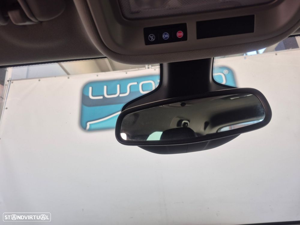 Opel Astra Sports Tourer - 19