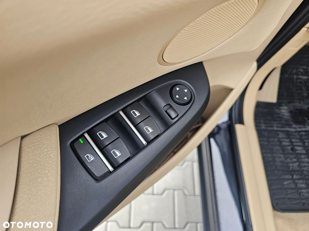 BMW X3 xDrive20d - 20