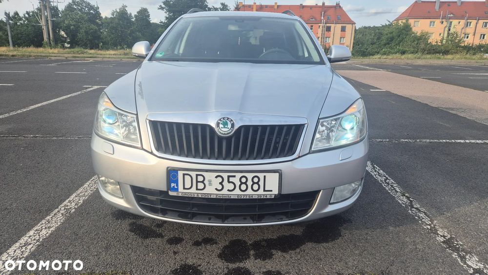 Skoda Octavia 1.6 TDI 4x4 Ambition - 8