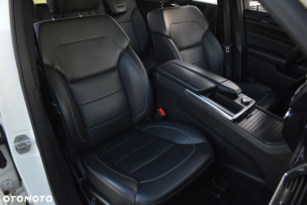 Mercedes-Benz ML 350 BlueTEC 4-Matic - 6