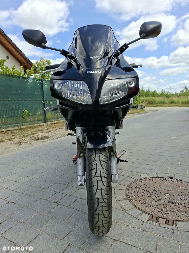 Suzuki SV - 15