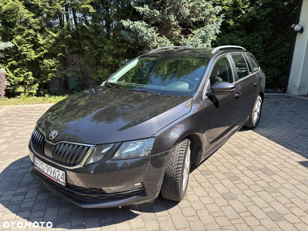 Skoda Octavia 1.6 TDI Ambition DSG - 1
