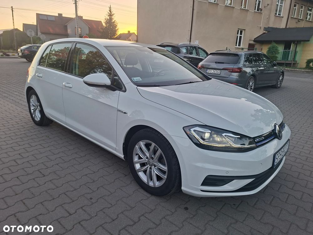 Volkswagen Golf 1.5 TSI BMT Trendline - 4