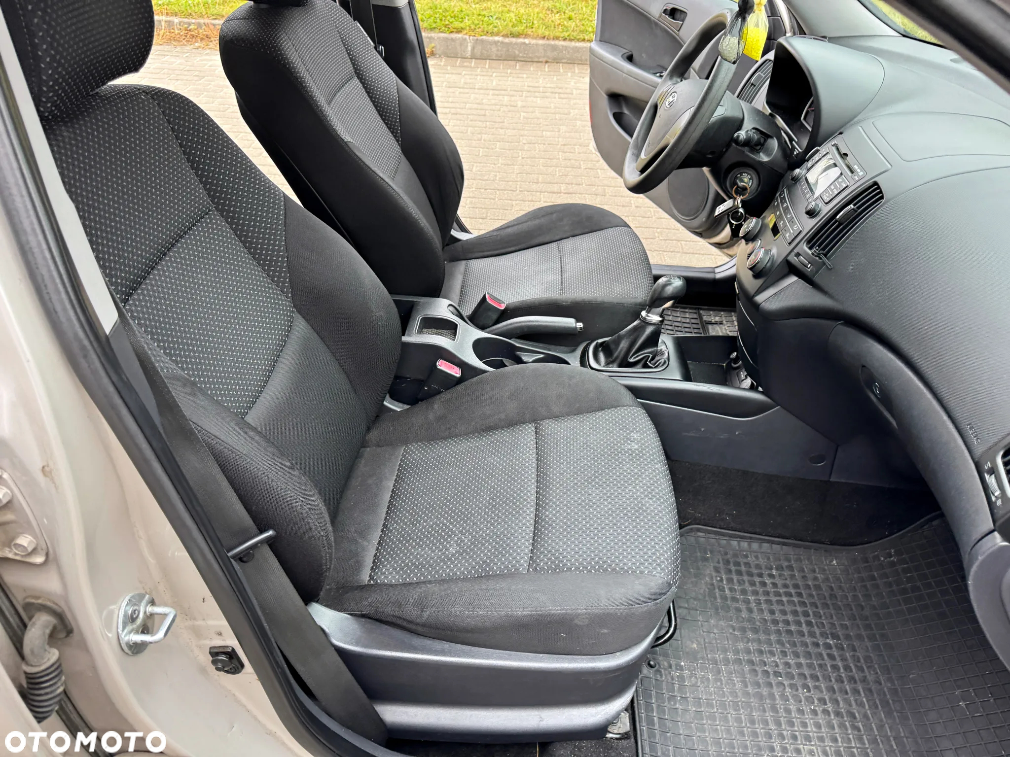 Hyundai i30 1.4 Classic + - 12