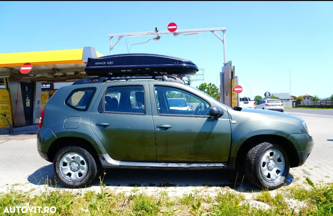 Dacia Duster 1.6 4x4 Laureate - 2