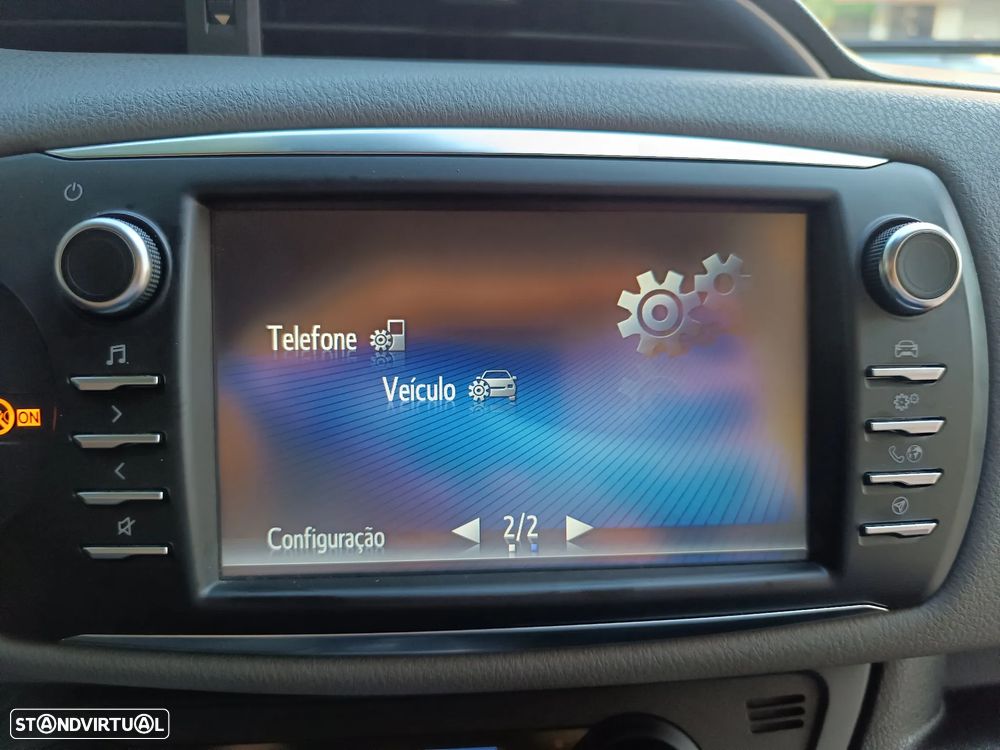 Toyota Yaris 1.5 HSD Comfort+P.Techno - 42