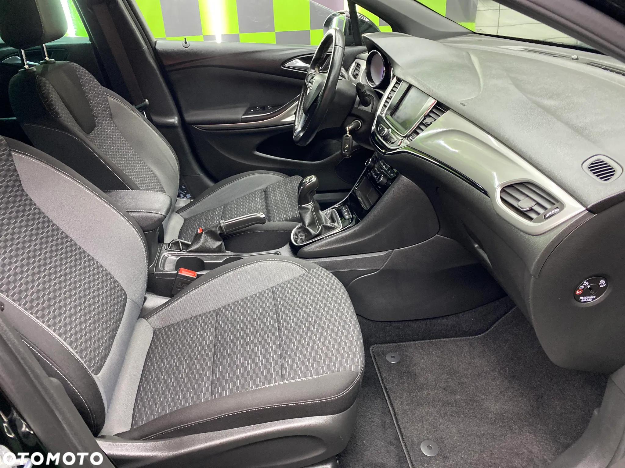 Opel Astra 1.2 Turbo Edition - 16