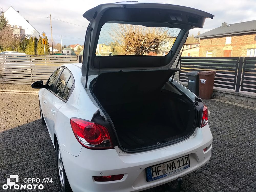 Chevrolet Cruze 1.6 LT+ - 11