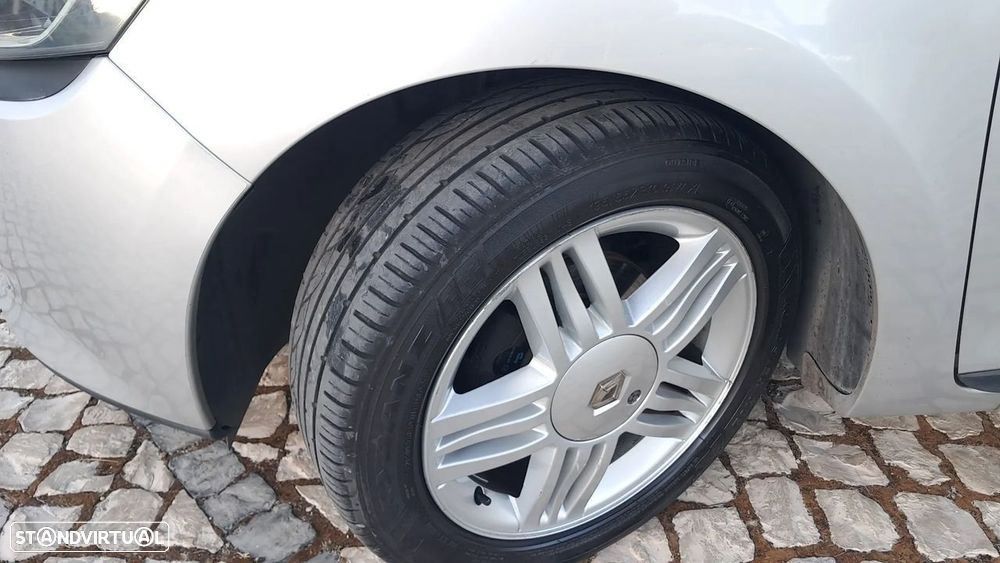 Renault Clio Sport Tourer 1.5 dCi Dynamique S 90g - 9