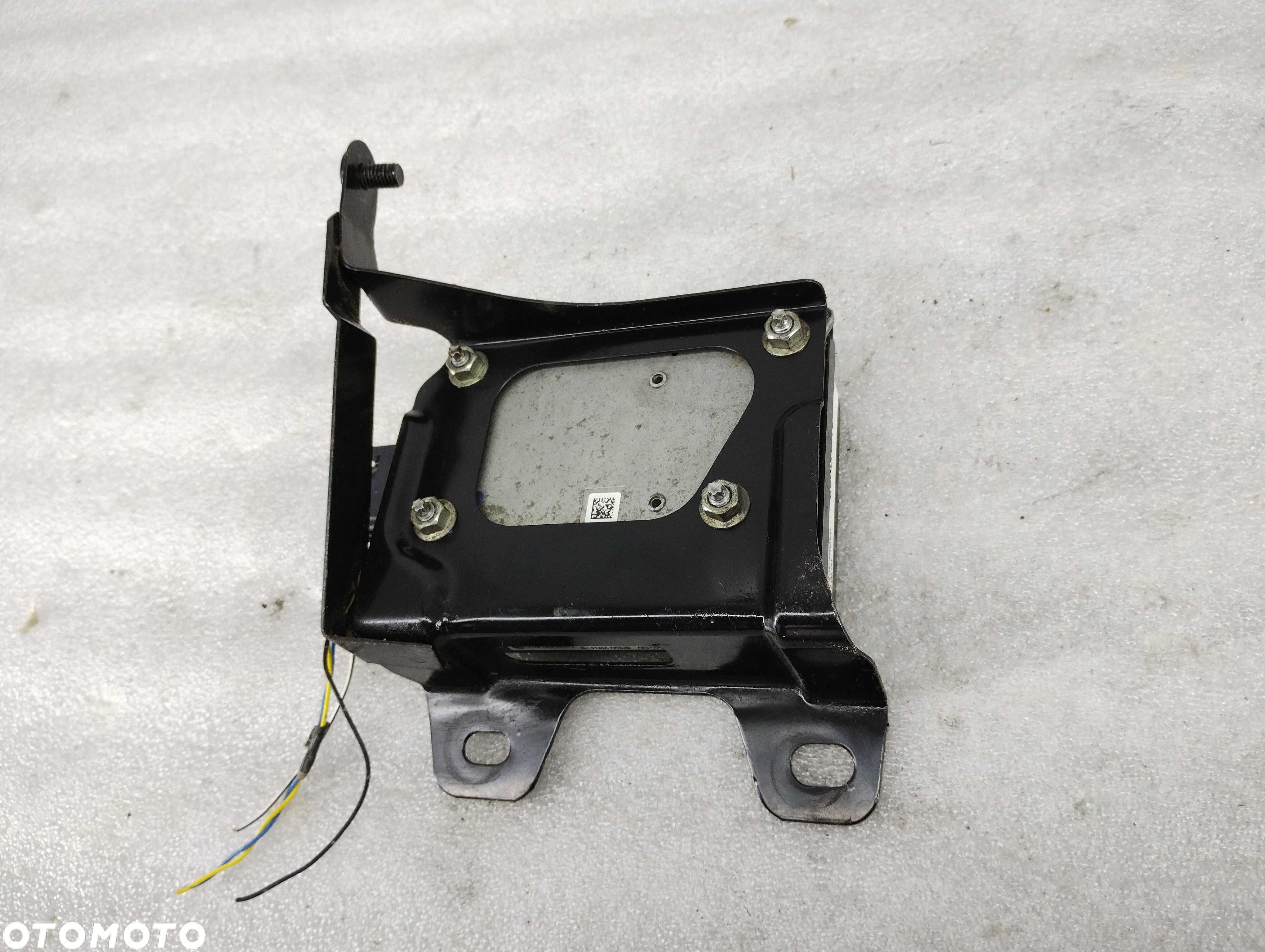 Radar Sensor Distronic Mitsubishi Outlander III - 3