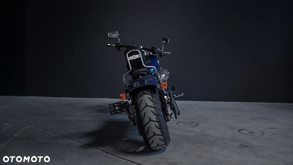 Harley-Davidson Softail Breakout - 5