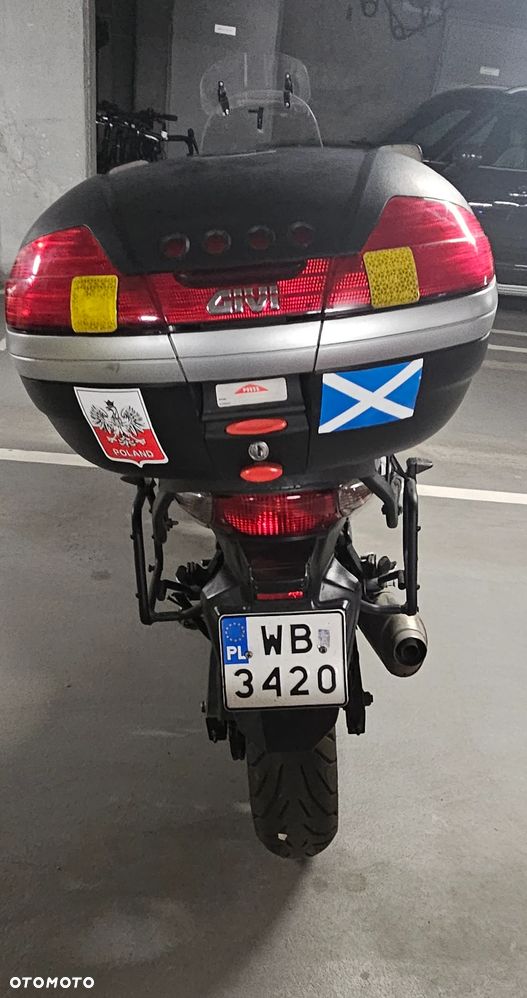 Honda CBF - 2