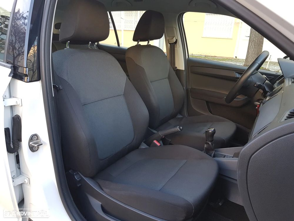 Skoda Fabia Break 1.0 Style - 32