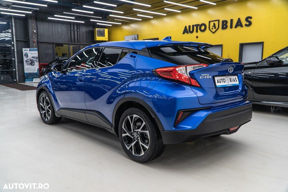 Toyota C-HR 1.8 HSD 122 CP 4x2 CVT Style - 6