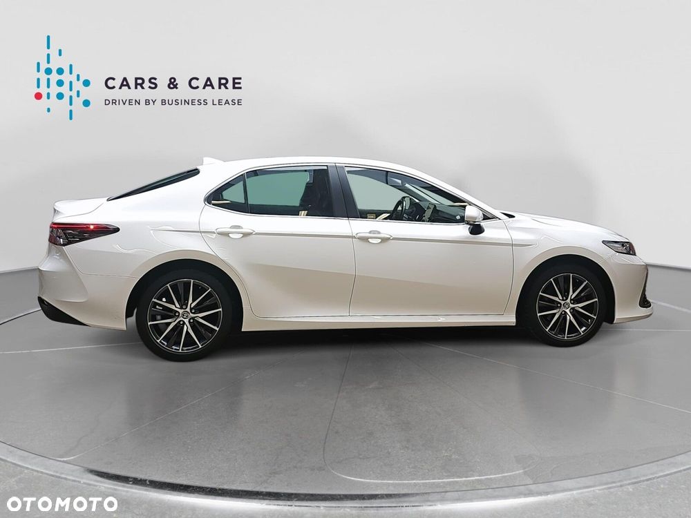 Toyota Camry 2.5 Hybrid Prestige CVT - 22
