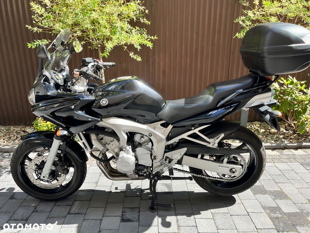 Yamaha FZ6 - 3
